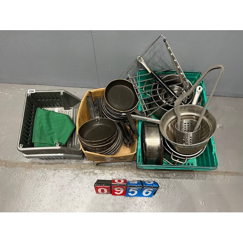 956 - Quantity of stainless steel catering equipment