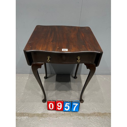 957 - Edwardian mahogany drop leaf night stand