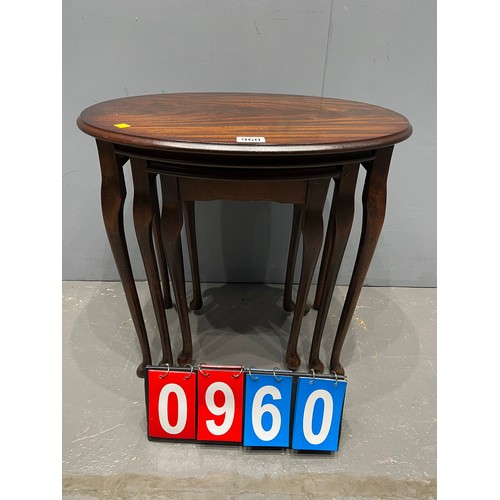 960 - Mahogany oval nest of 3 tables