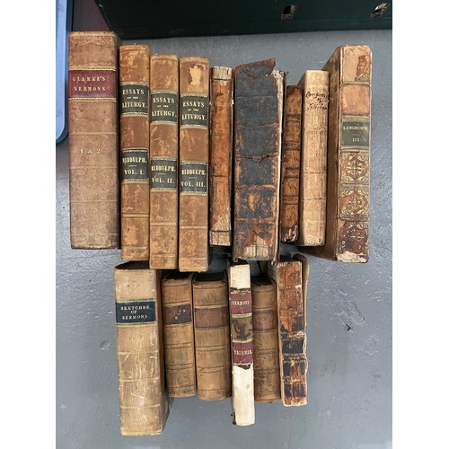 52 - Box vintage books