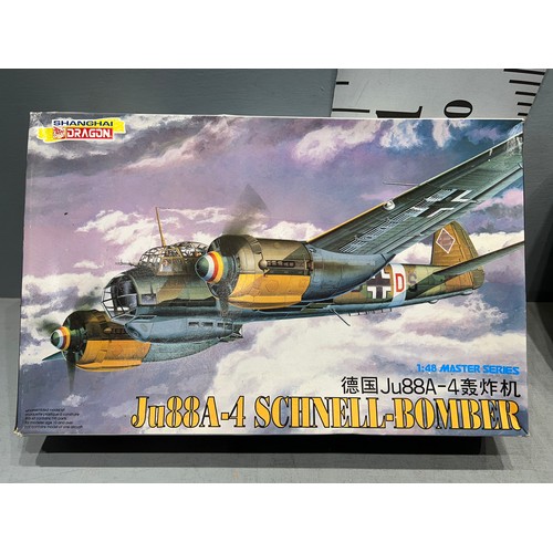 37 - 4 Dragon model kits, arado nachtigall arado ar234p, macht jager, schnell bomber. one is cellophane w... 