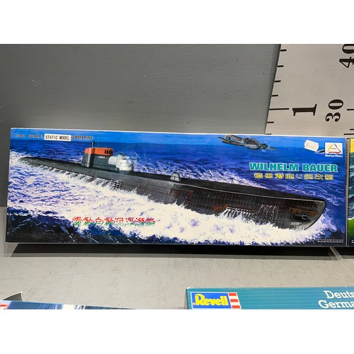 43 - 6 Model kits, dragon revell etc German u boat, H.M.S INVINCIBLE, h.m.s Manchester, submarine x2, Ger... 