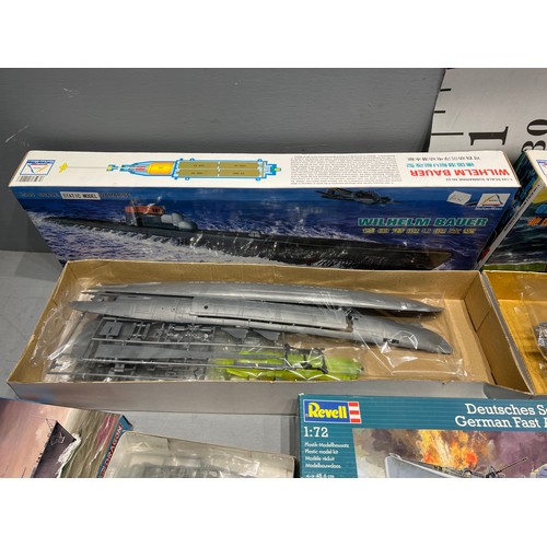 43 - 6 Model kits, dragon revell etc German u boat, H.M.S INVINCIBLE, h.m.s Manchester, submarine x2, Ger... 