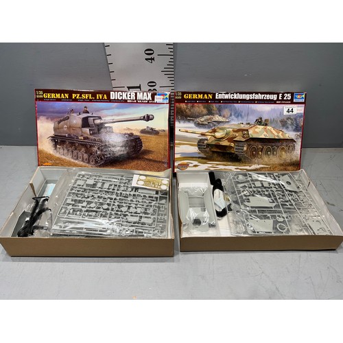 44 - 2 Trumpter model kits, German dickermax tank, German tank