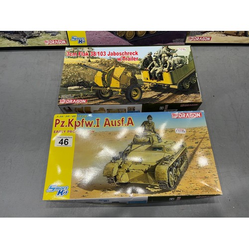 46 - 5 Dragon model kits, slak guns trailer, tanks