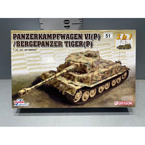 51 - Dragon model kit. Tiger tank