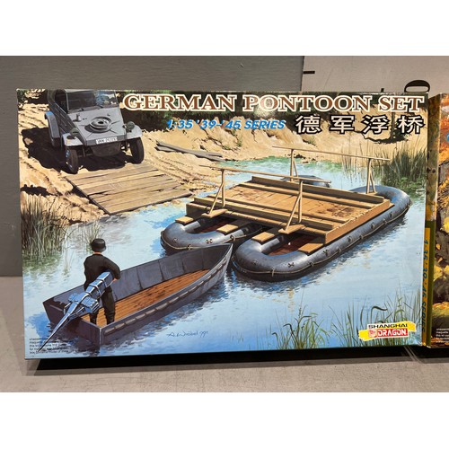 53 - 3 Dragon model kits, 2 tanks, German pontoon set