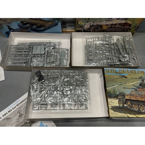 53 - 3 Dragon model kits, 2 tanks, German pontoon set