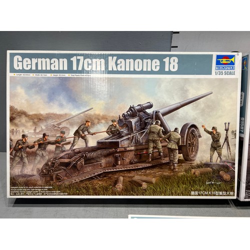 63 - 3x Truppeteer modles inc, E-50 standard panzer, waffentrager pak-43, German kanore 18