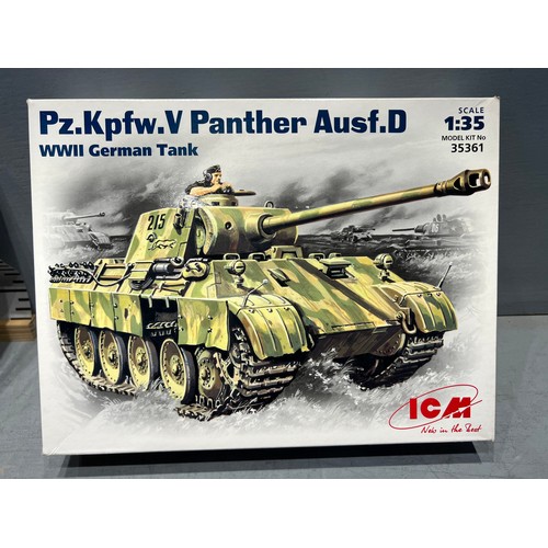 66 - 5x Icm German vehicles inc, berge panther, panther, henschel, krupp & type 770k tourenwagon