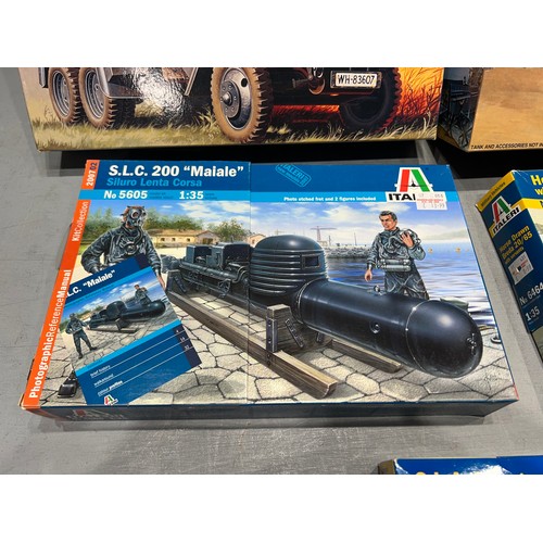 75 - 5x Italeri inc, landing craft, 6 rad, maiale, horse & anhanger