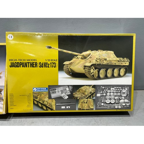 96 - 5x Gunze sangyo models inc jagdpanther, geschutzwagenm, pak 38, sturmge schuitz + pak 43