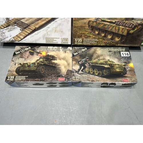 116 - 4 x Das Werk models inc Sonderhanger Panther A , Rutscher + Wanze