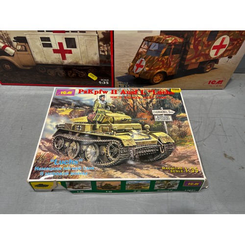 194 - 4 x ICM kits inc 3 medical trucks + tank