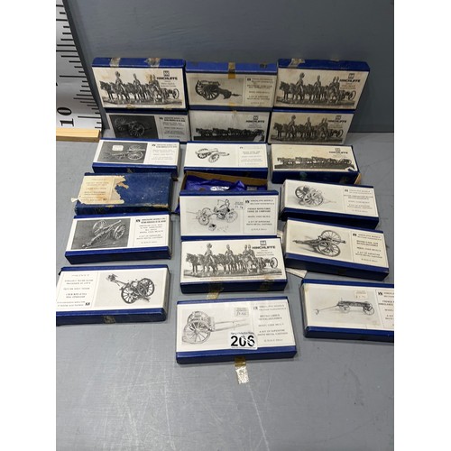 206 - 18 Hinchliffe boxed military figures + equipment