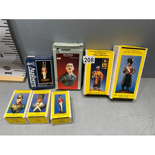 208 - 7 boxed model military busts + figures