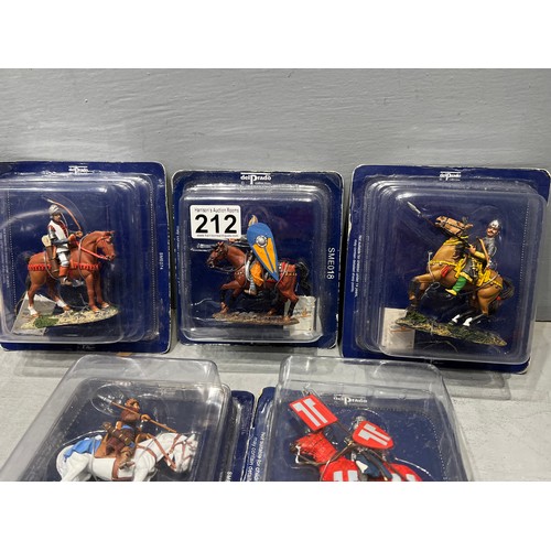 212 - 5 Del Prado figures on horses. All boxed