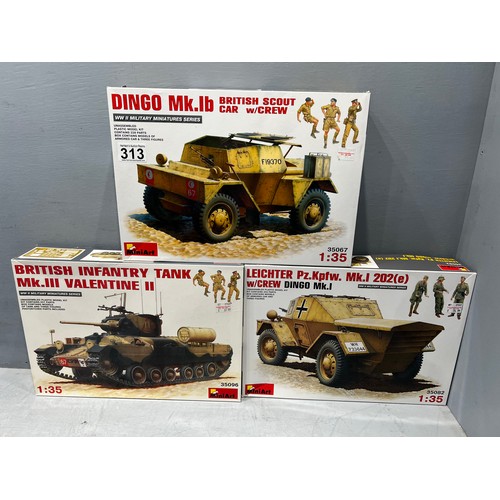 313 - 3x Mini art models inc, British tank 'valentine' MK11, dingo scout car + dingo mk1