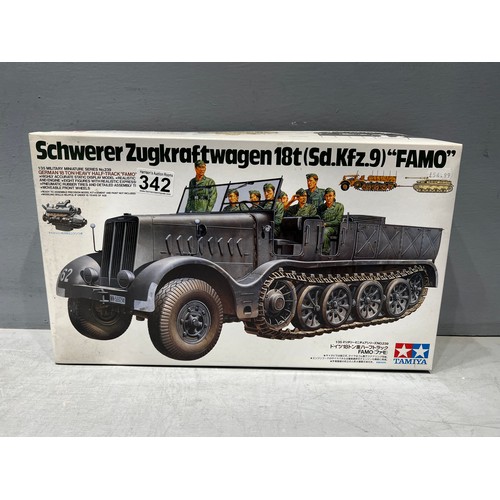 342 - Tamiya Schwerer Zugkraftwagen 'Famo'