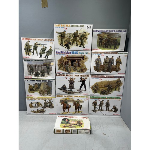 344 - 13 x Dragon German mixed crew kits with guns