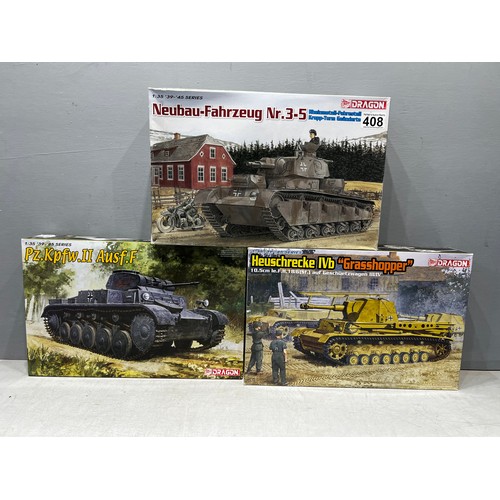 408 - 3 Dragon boxed tank model kits