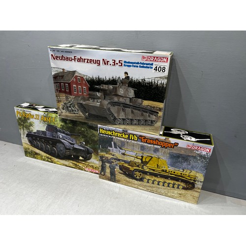 408 - 3 Dragon boxed tank model kits