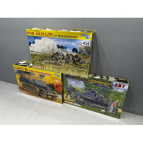 434 - 3x Dragon kits inc, German panzer tank, armoured semi track truck & pak43