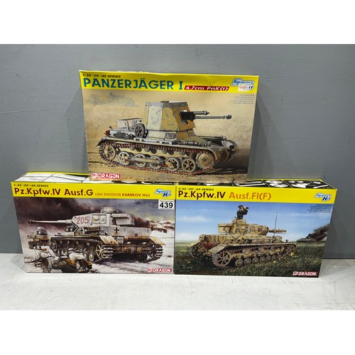 439 - 3x Dragon smart kit German tanks inc panzerjager 1