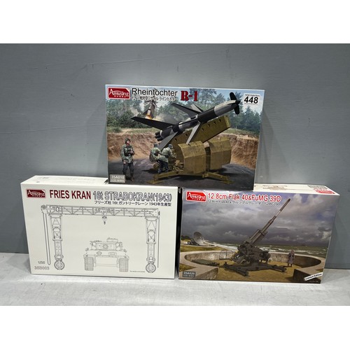 3x Amusing hobby kits inc, flak 40, AA-missile, + fries kron, platform