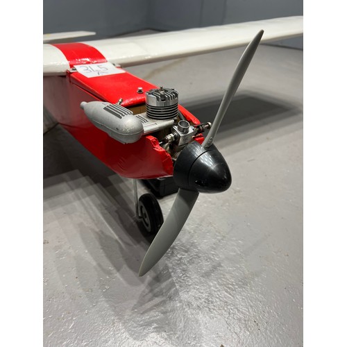 345A - Red & White Model Aeroplane + remote