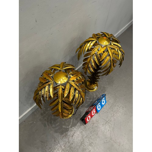 868 - Pair of golden gilt palm tree lamps