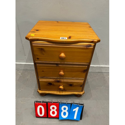 881 - Pine 3 draw chest of drawers