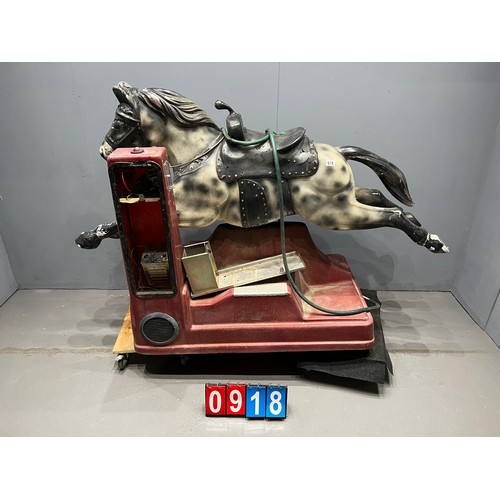 918 - Vintage fair ground arcade horse ride