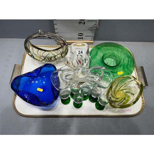 24 - Tray collectable coloured glassware