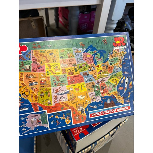 92 - 7 boxes jigsaw puzzles