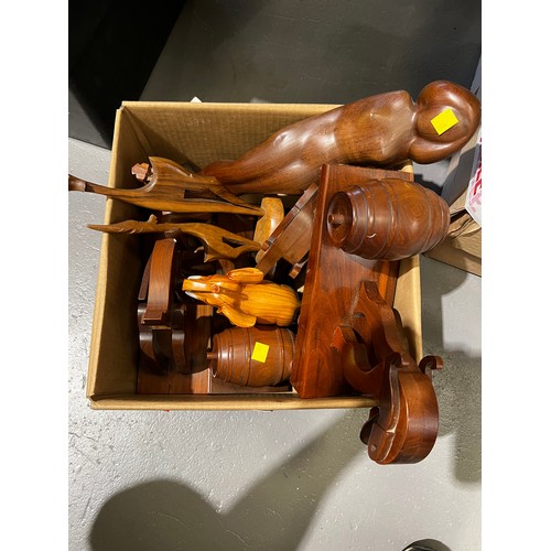 113 - Box wooden figures treen etc