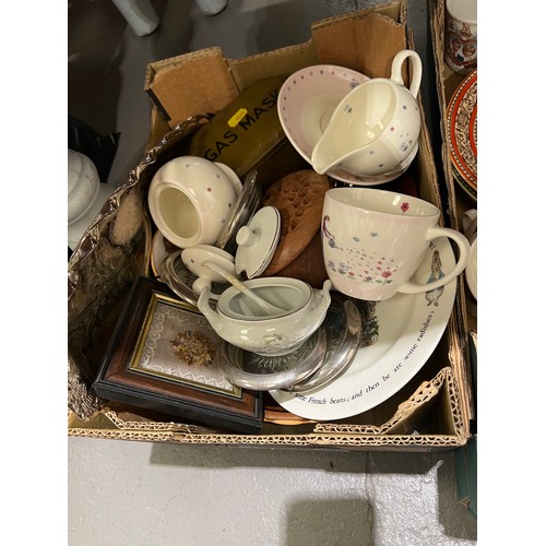 161 - 2 boxes collectable pottery wedge-wood, Doulton etc