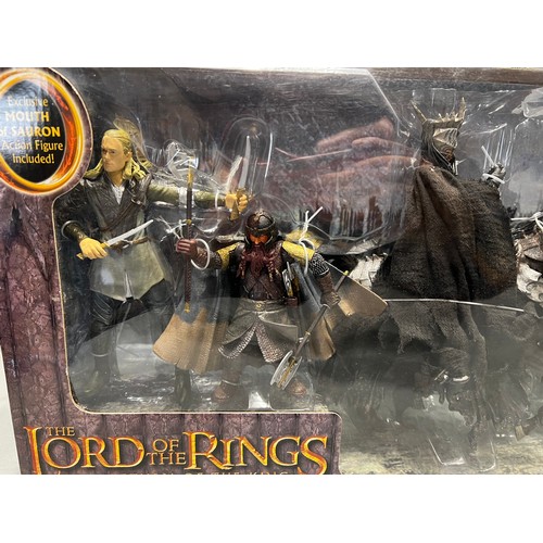 164 - Lord of the Rings Black gate of Mordor gift pack boxed set