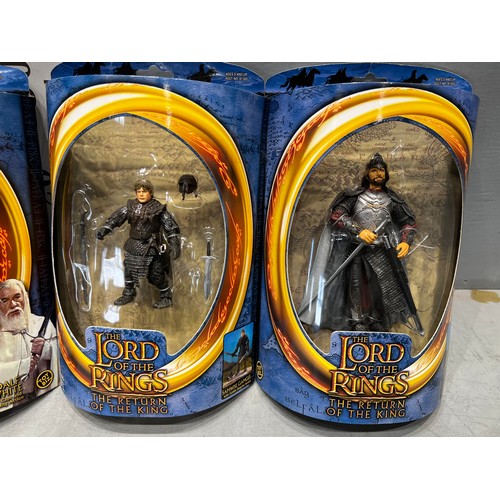 184 - 4 Lord of the Rings figures boxed. Frodo, King of Gondor, Sam Wise Gamgee, Gandolf the White