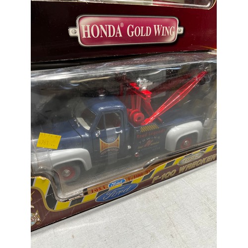 208 - Boxed Honda gold wing + boxed F100