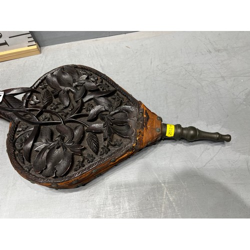 287 - Superb Victorian carved bellows