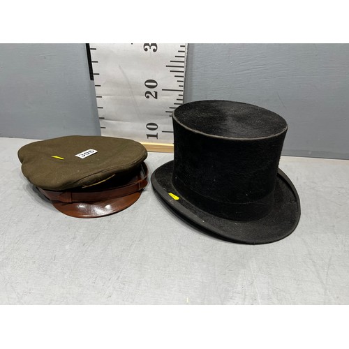 306 - Top hat + military cap