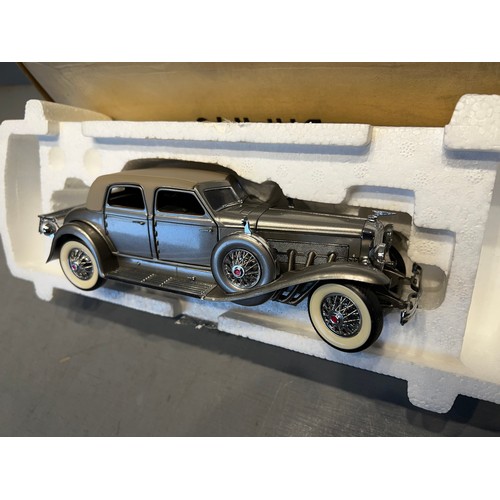 485 - Franklin mint Dusenberge 1933 twenty grand model car