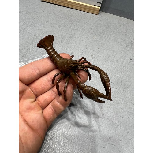 546 - Japanese Bronze lobster