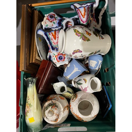 337 - 2 boxes collectable pottery inc wedgewood portmerion etc