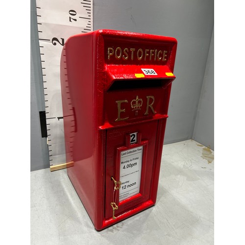 368 - Red cast iron post box