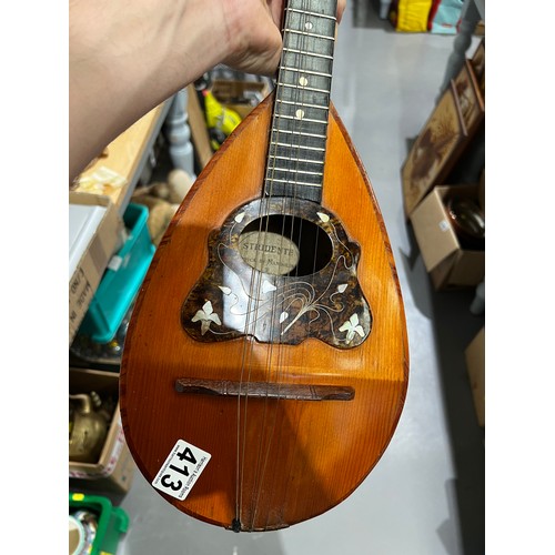 413 - Stridente mondolin. Good condition but needs a couple strings