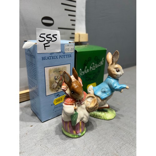 555F - Beswick 'Peter Rabbit' + Beswick 'Mrs Rabbit' both boxed