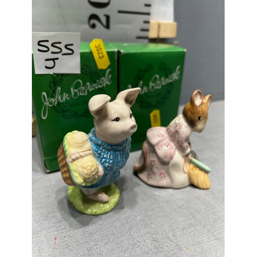 555J - Beswick 'Little Pig Robinson' + Beswick Hunca munca sweeping' both boxed