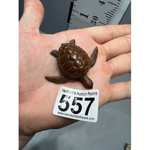 557 - Japanese Bronze turtle